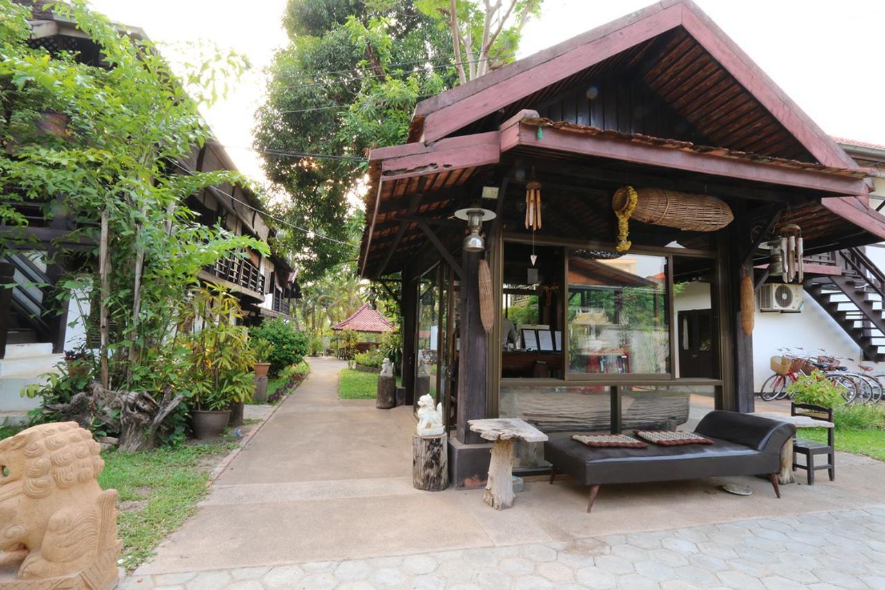 Villa Lao Vientiane Exterior foto
